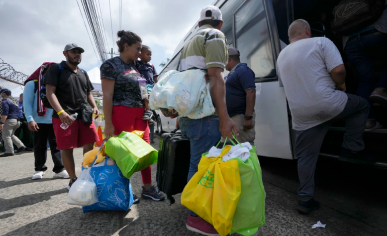 НUNDREDS OF VENEZUELAN MIGRANTS ARE STRANDED IN PANAMA’S CAPITAL LOOKING FOR A WAY HOME