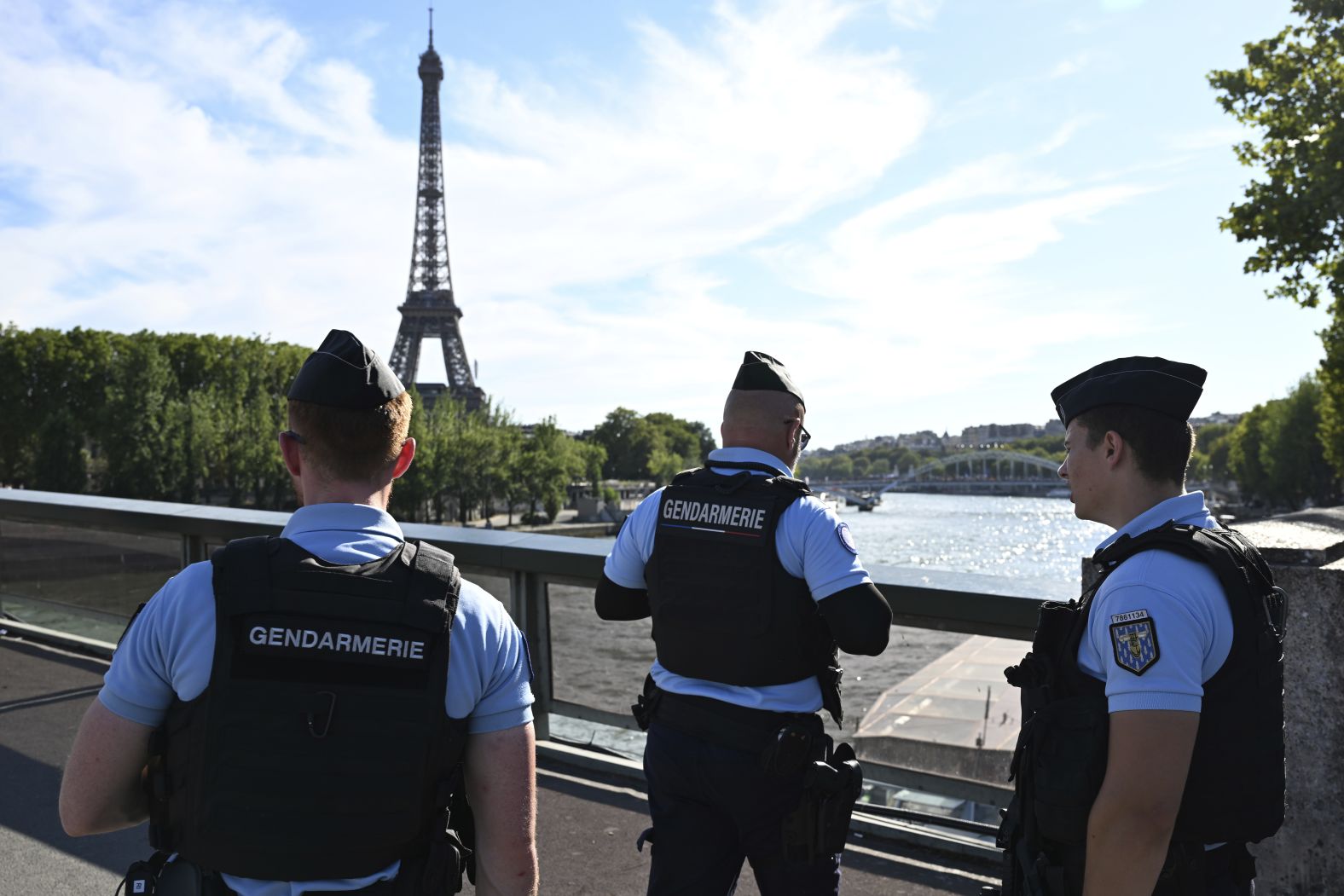 Eiffel Tower Evacuated After Man Scales Structure Ahead of Olympics Closing Ceremony