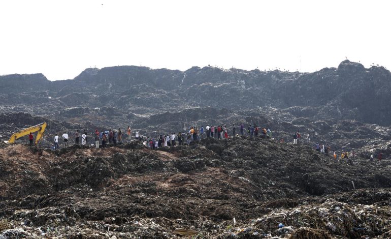 Death Toll Rises to 20 After Landfill Collapse in Uganda, Search Continues