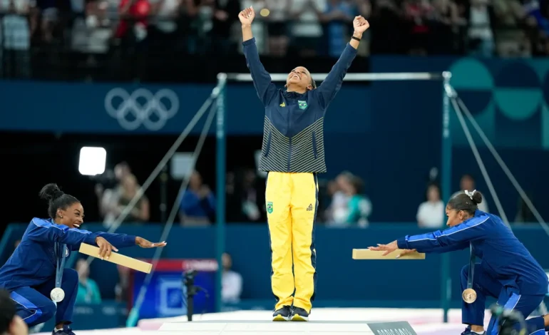 American Gymnasts’ Bow to Brazilian Champion Wins Praise at Paris Olympics, Becomes Iconic