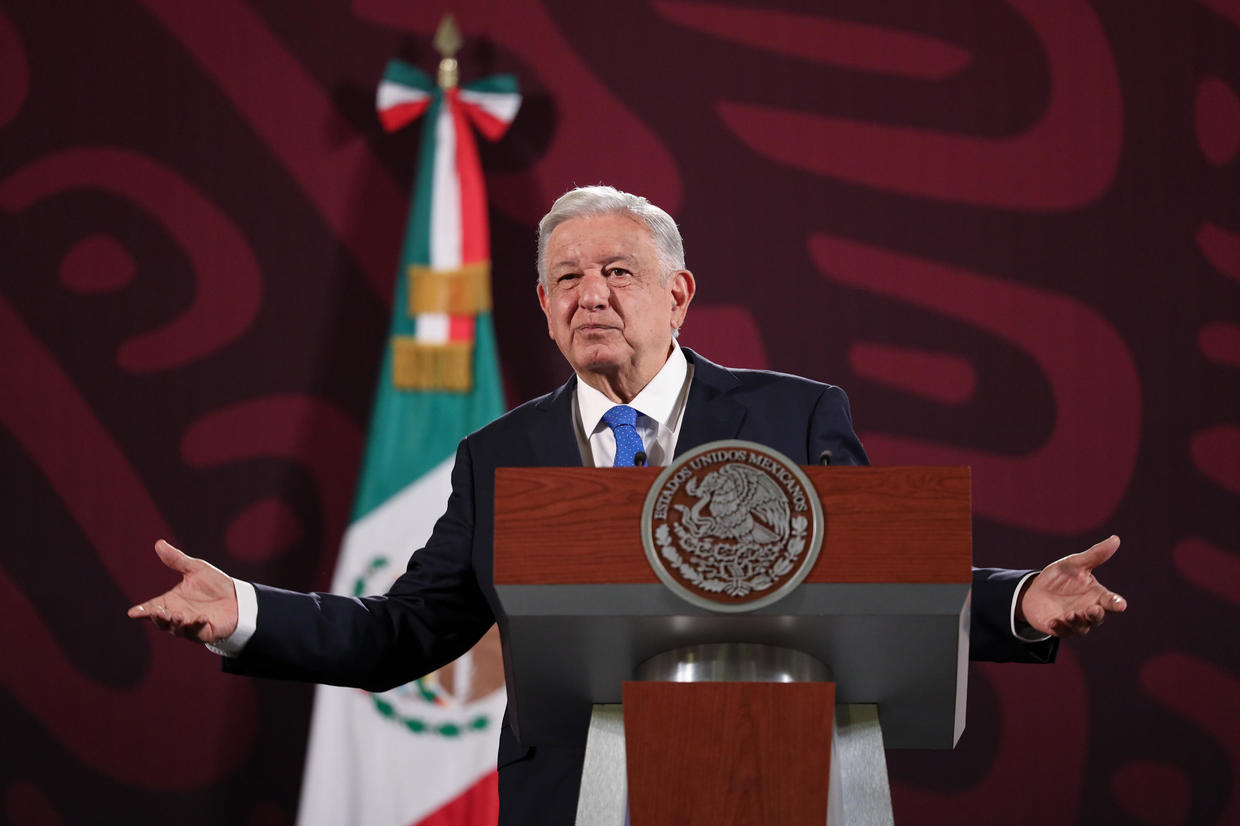 Mexico’s President Ignores Journalist’s Concerns About Harassment, Accuses Critic of Being DEA Informant