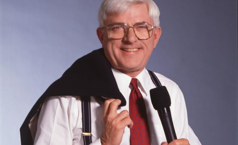 Phil Donahue, Pioneering Talk Show Host, Dead at 88