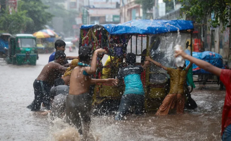 Climate Change to Drive Mass Internal Migration, Putting Pressure on Cities in Global South