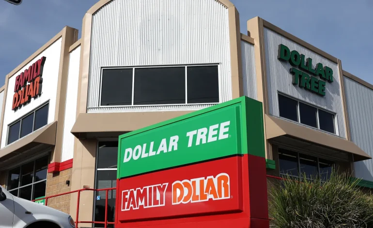 Dollar Tree Shares Drop After Lowering Full-Year Forecast