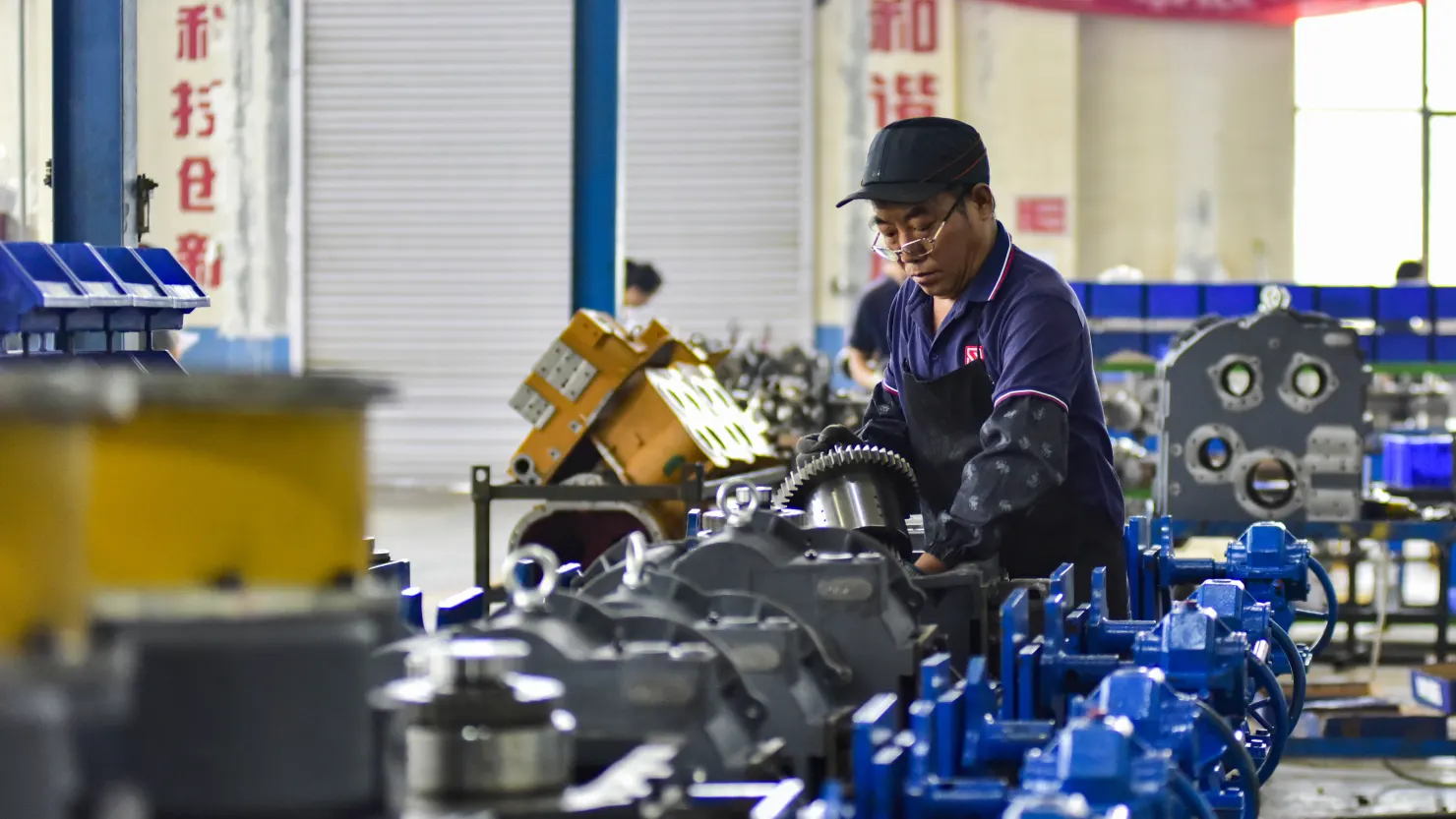 China’s Factory Activity Contracts for Fifth Month, But Decline Slows in September