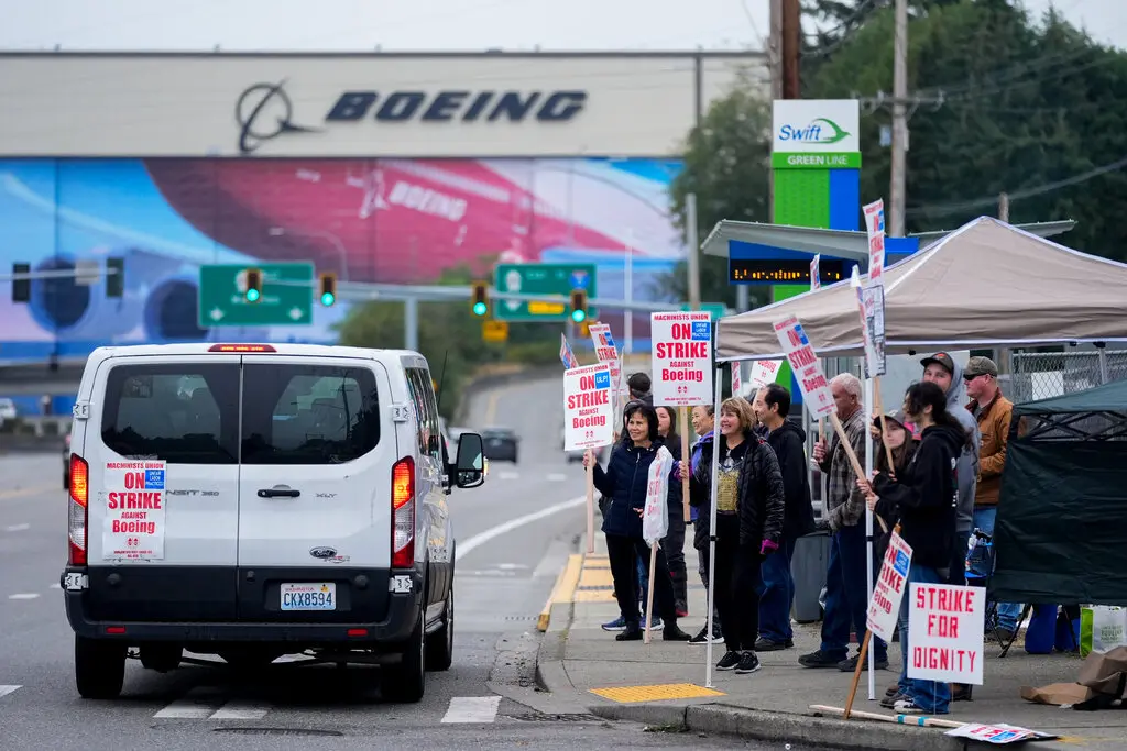 Boeing to Temporarily Lay Off Thousands Amid Machinists’ Union Strike