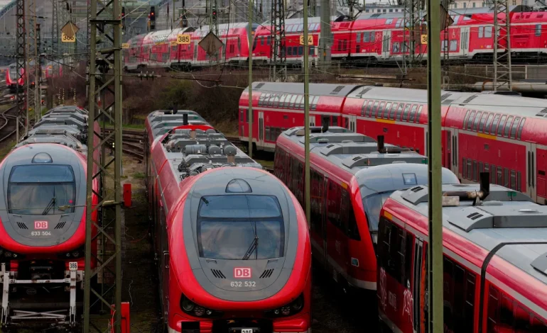 Train Disruptions Paralyze Central Germany, Leaving Hundreds Stranded