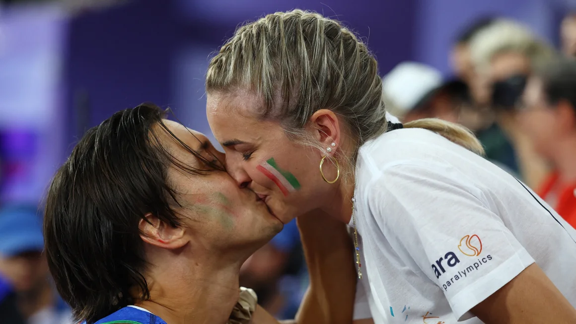 Paralympic Sprinter Pops the Question on the Stade de France Track