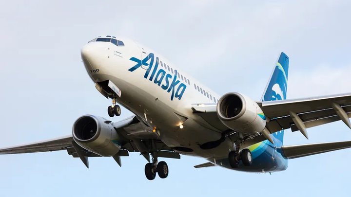 Alaska Airlines Flight Aborts Takeoff in Nashville to Avoid Runway Incident