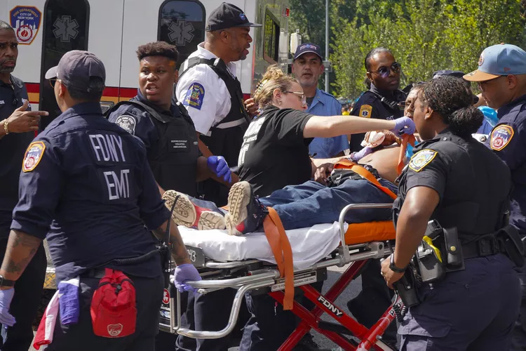 Mass Shooting Disrupts West Indian Day Parade in Brooklyn, Five Injured