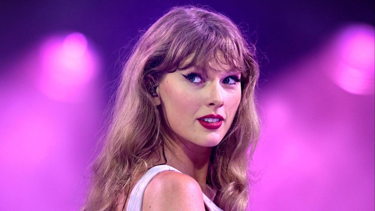 Taylor Swift Endorses Kamala Harris for President, Mocking Trump