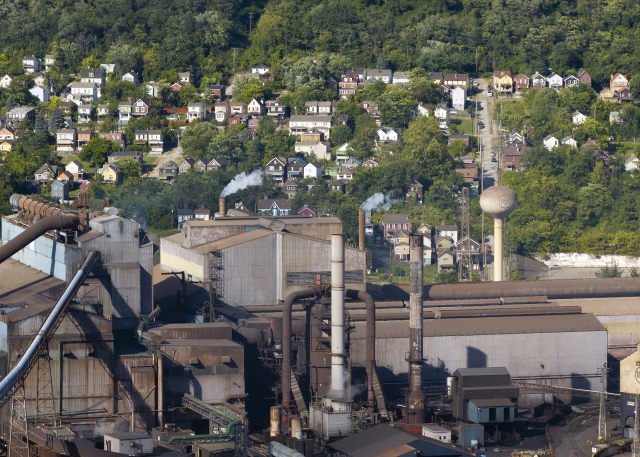 Steelworkers in Pittsburgh Support Foreign Sale to Preserve Jobs