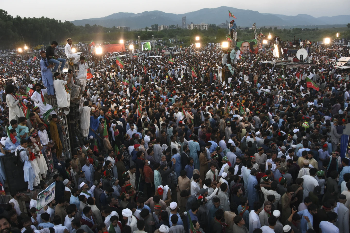 Opposition Party President Released After Arrest Outside Pakistani Parliament