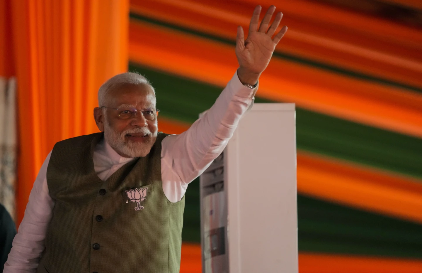 India’s Modi Campaigns in Kashmir Amidst Tensions and Controversial Changes