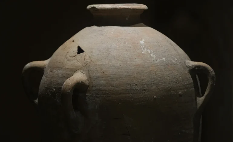 Broken Bronze-Age Jar Back on Display After 4-Year-Old’s Accidental Smash