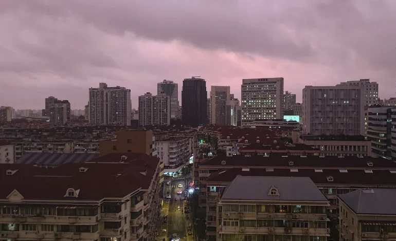 Typhoon Bebinca Pummels Shanghai, Disrupting Mid-Autumn Festival Celebrations