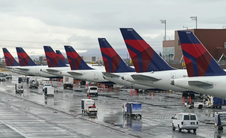 FAA Investigating Delta Flight After Passengers Report Bleeding Ears and Noses