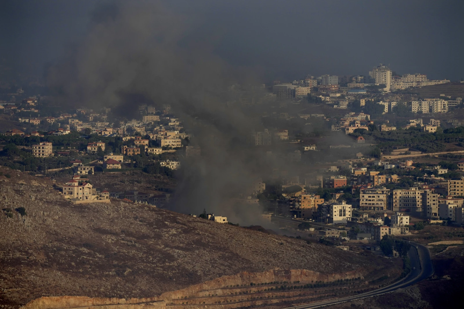 Israeli Strikes Kill Hundreds in Lebanon, Prompting Mass Evacuations