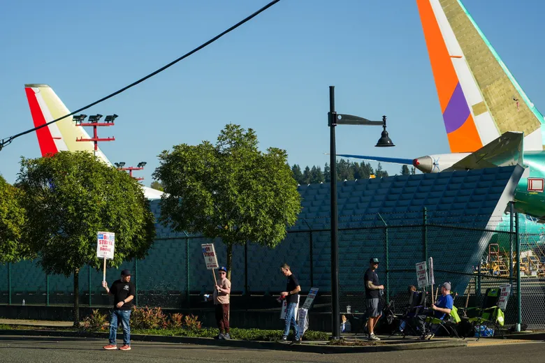 Boeing Accuses Machinists Union of Labor Law Violations Amid Prolonged Strike