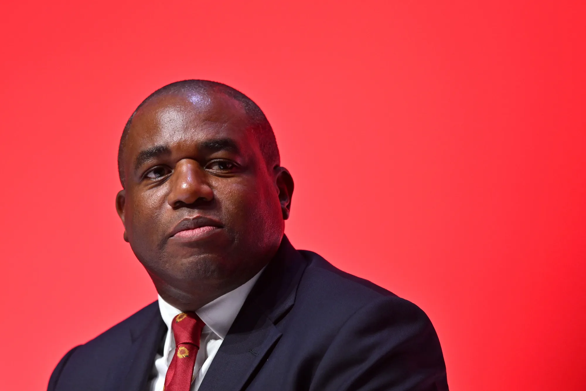 UK’s New Labour Government Aims to Reset Ties with China as Foreign Secretary Lammy Prepares for Beijing Visit