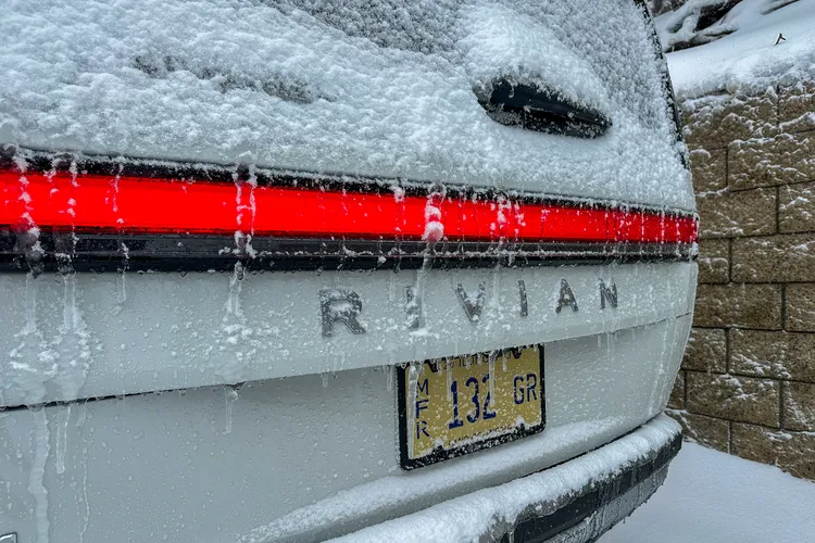 Rivian Adjusts Production Goals for 2024 Amid Supply Chain Challenges