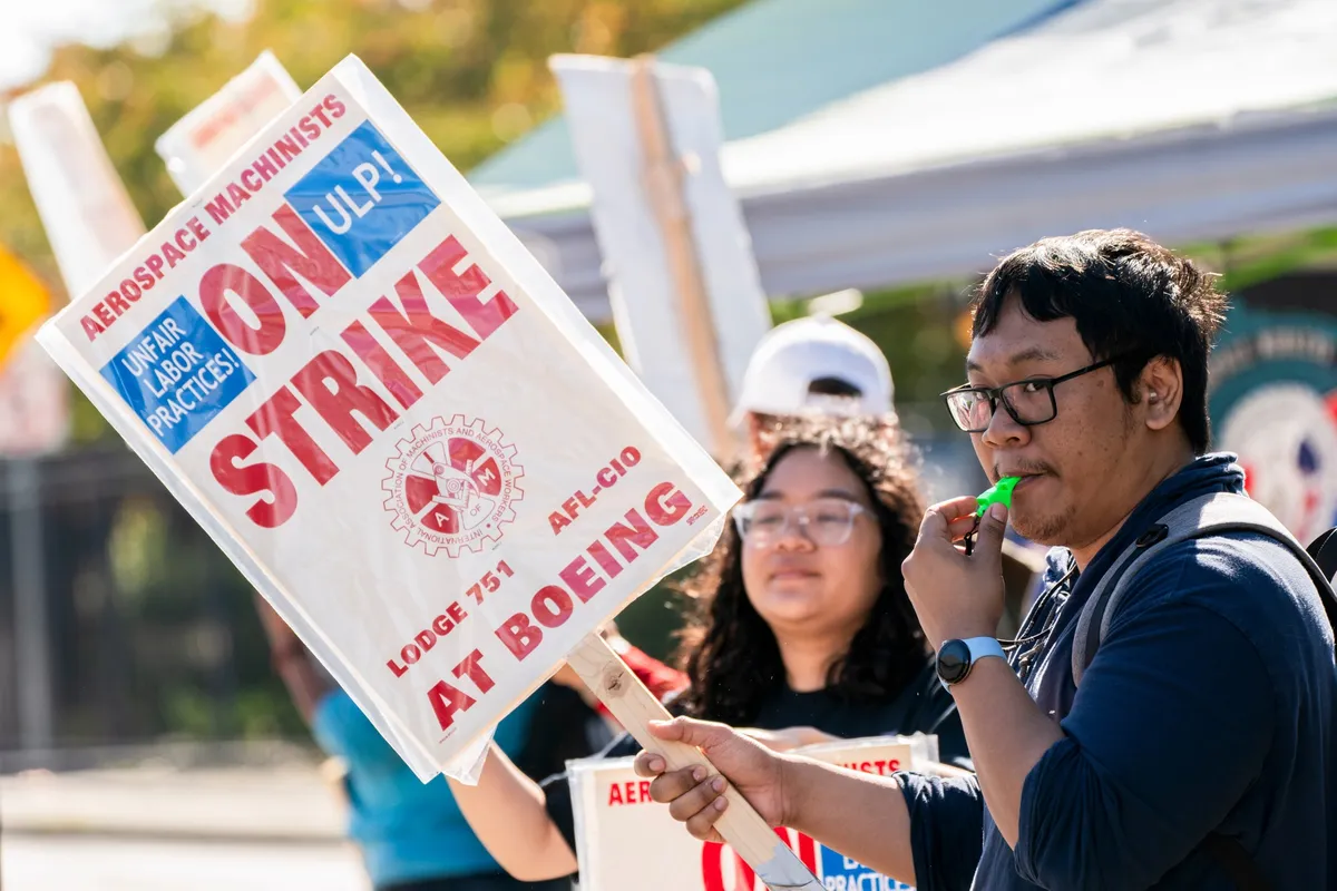 Mediators Work to Resolve Boeing Strike Stalemate