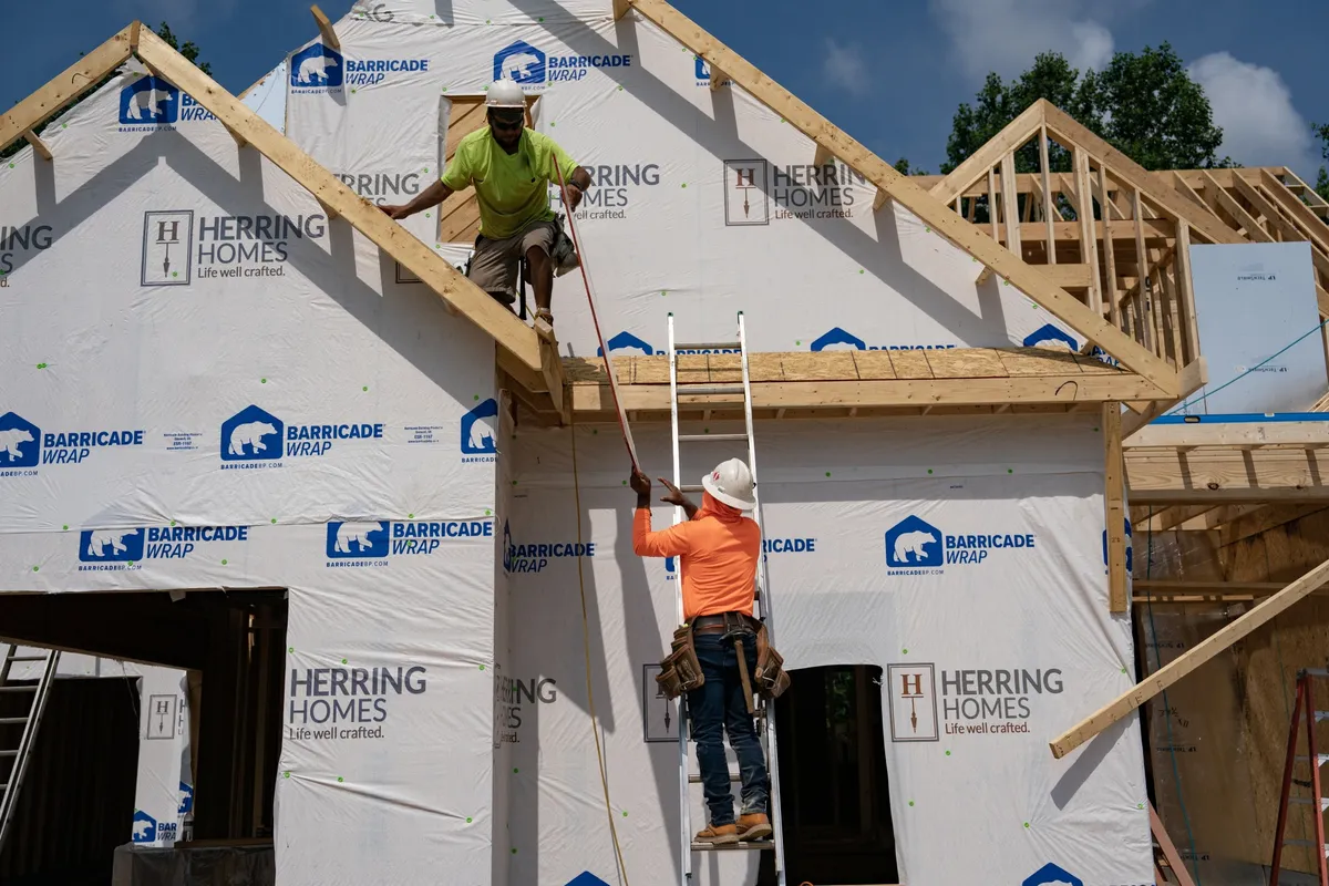 Lower Mortgage Rates Spur Surge in US New-Home Sales