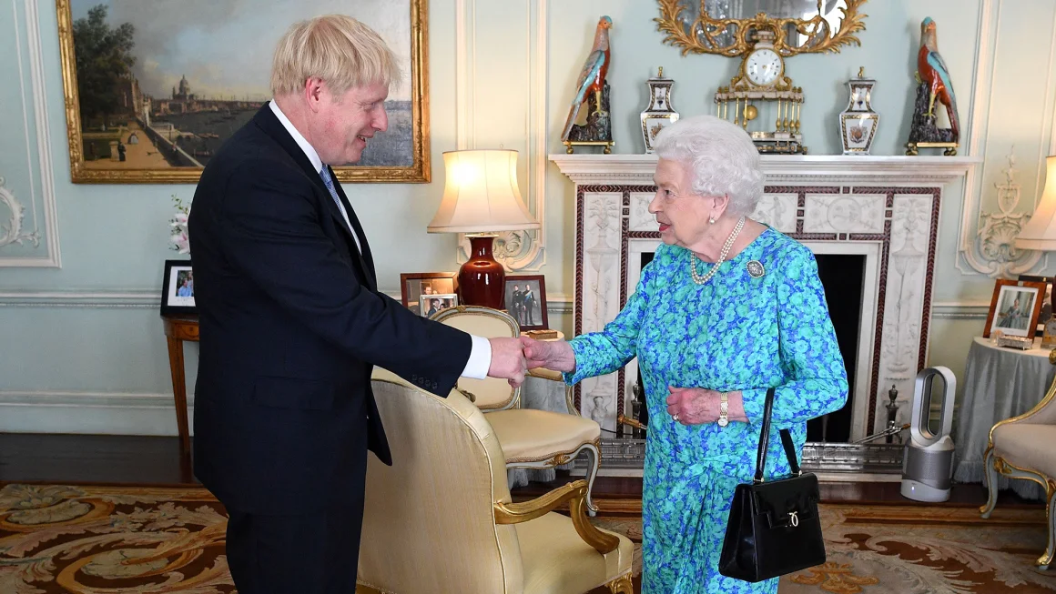 UK’s Boris Johnson Claims Queen Elizabeth II Suffered from Bone Cancer Before Death, Sparking Controversy