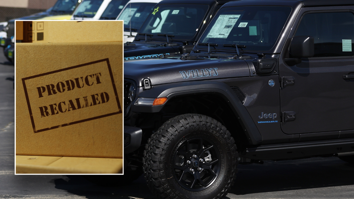 Chrysler Recalls Over 150,000 Jeep Plug-In Hybrids Due to Fire Risk