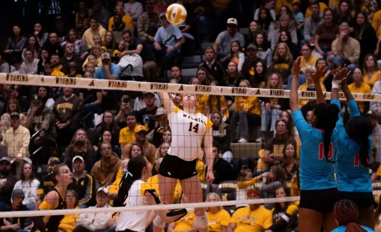 Wyoming Cowgirls Secure Four-Set Victory Over New Mexico to Cap Off Perfect Week