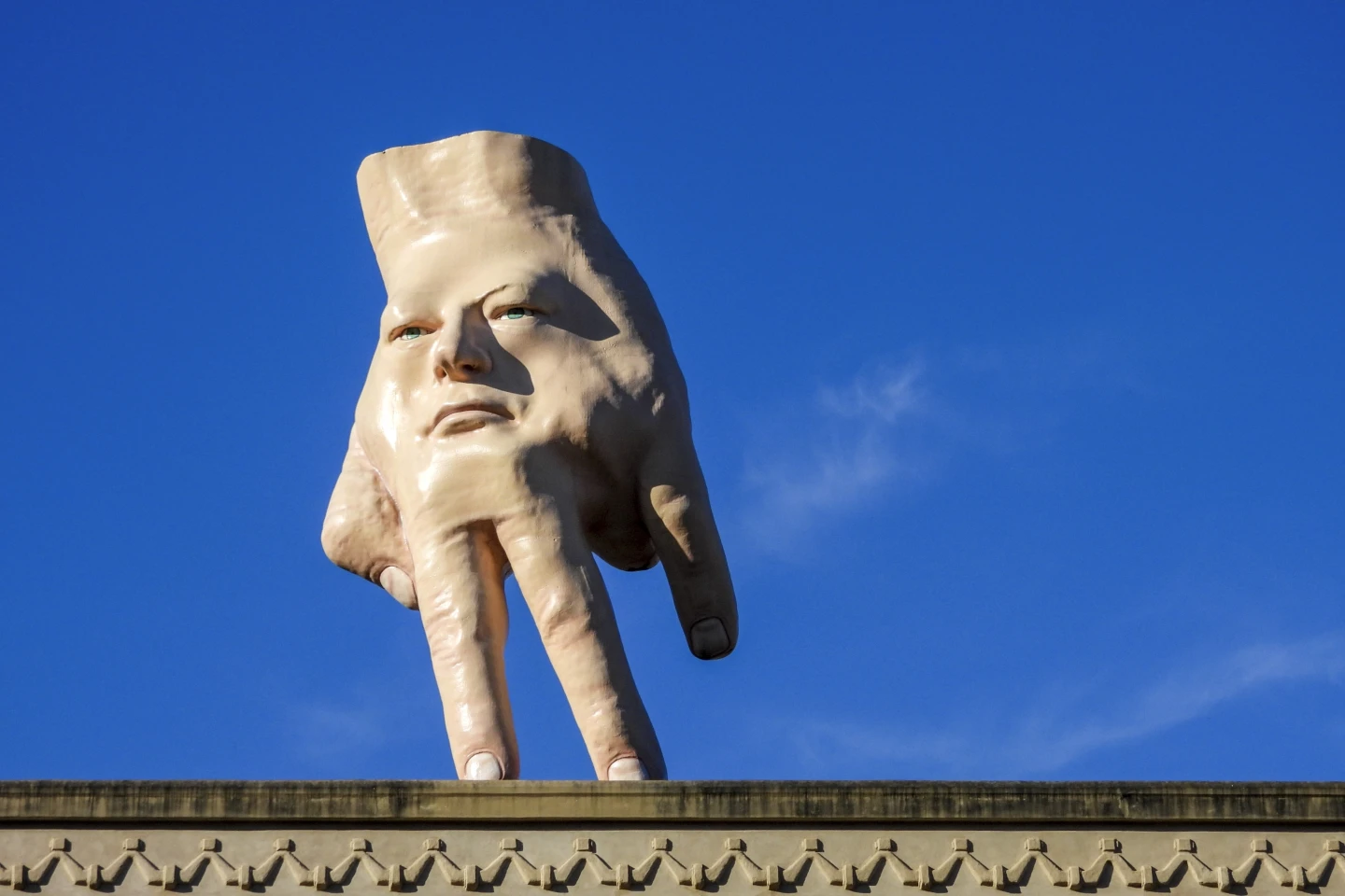 New Zealand Wellington’s Giant Hand Sculpture, “Quasi,” Heads Down Under After Five Years of Controversy