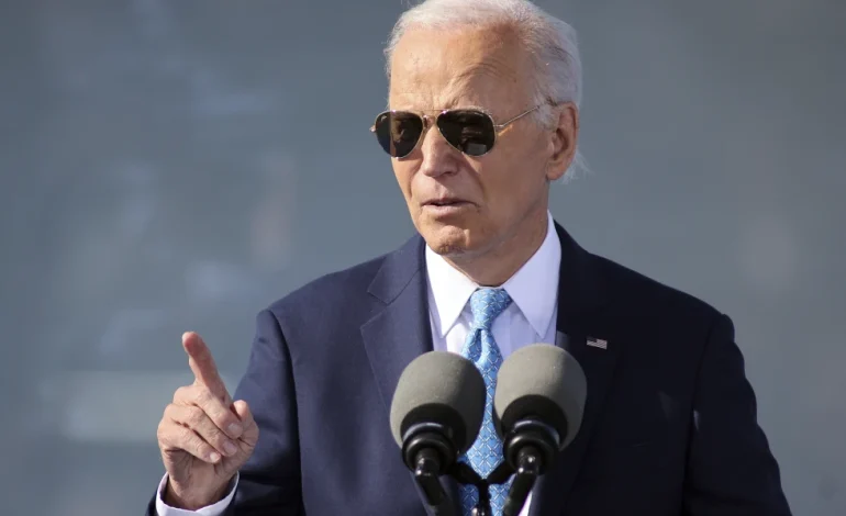 Biden’s Off-Script Remarks Create Headache for Harris Ahead of Election