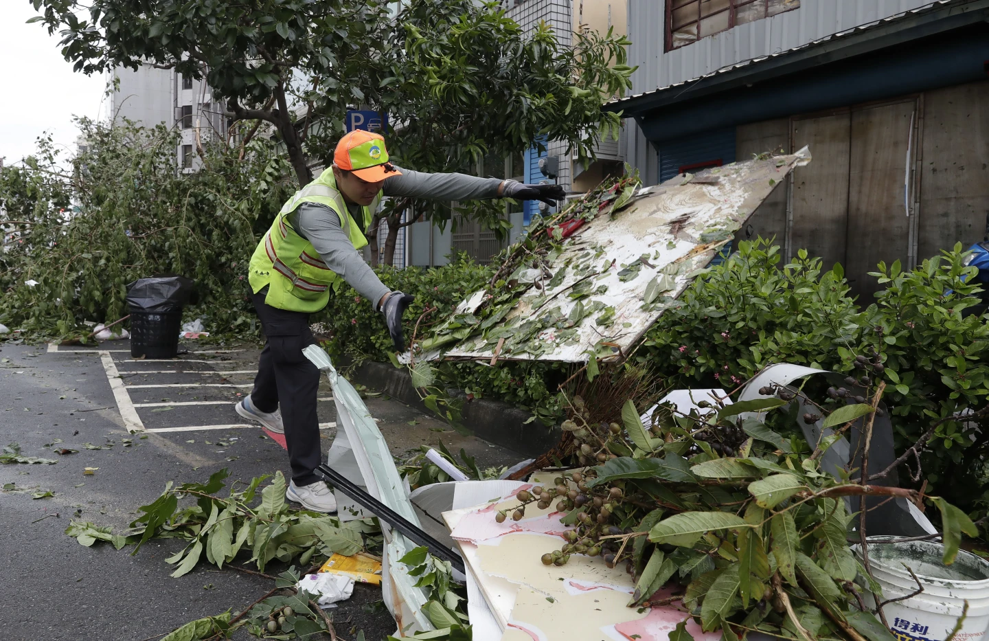 Taiwan Resumes Normal Life After Typhoon Krathon’s Passage