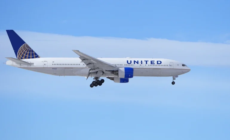 United Airlines Reports 15% Drop in Q3 Profit, But Revenue Trends Show Improvement