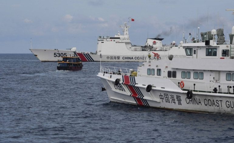 Manila Says Chinese Vessel “Sideswipes” Philippine Fisheries Boat in South China Sea