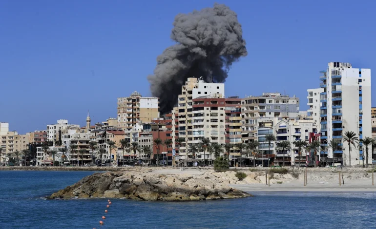 Israeli Strikes Hit Tyre, Lebanon, Killing 3 in Nearby Maarakeh