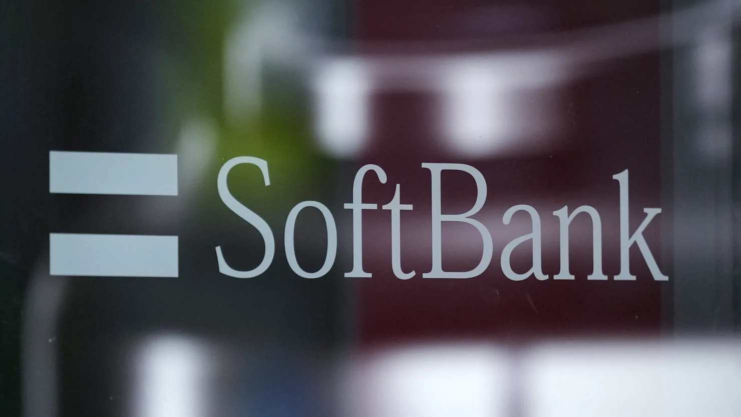 SoftBank Reports Significant Quarterly Gains at Vision Fund Tech Arm Amid AI and IPO Boom