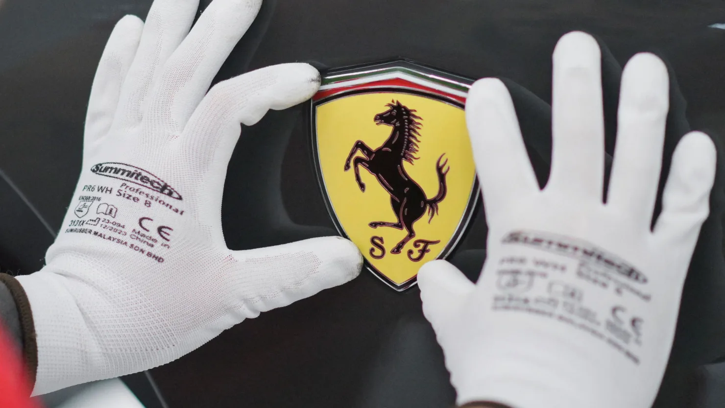 Ferrari Shares See Steepest Drop Since 2022 After Third-Quarter Earnings