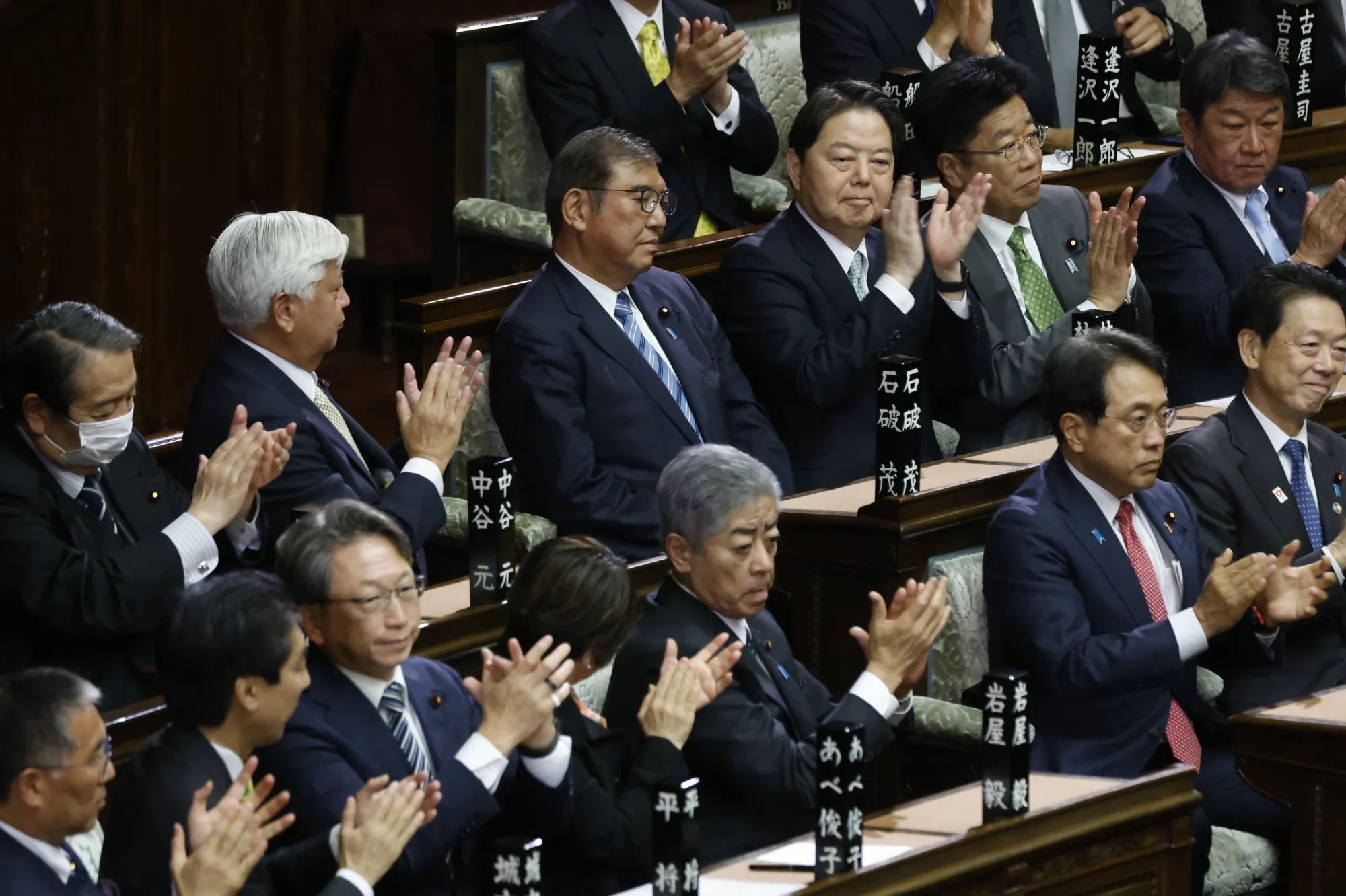 Japan Unveils New Economic Stimulus Package Focused on Inflation Relief, Disaster Preparedness