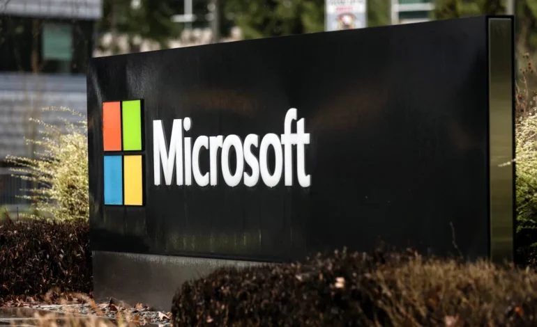 Microsoft Outage Temporarily Disrupts Email and Videoconferencing for Thousands