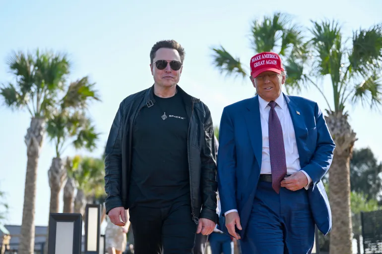 Trump, Musk Witness SpaceX Starship Test Launch