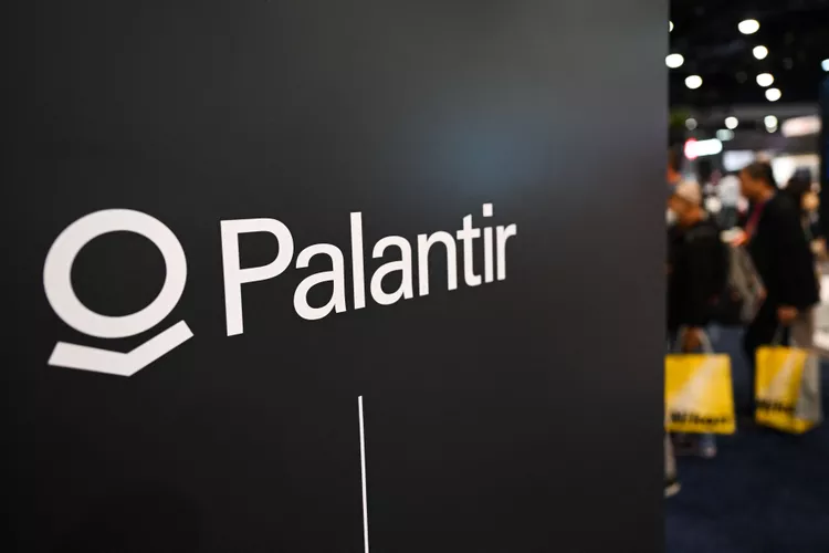 Palantir Shares Defy Skeptical Analysts as Stock Surges 47%