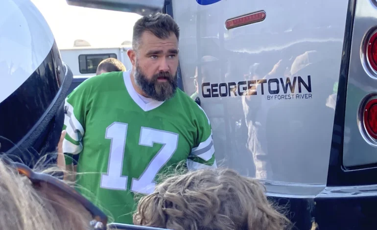 Former Eagles Center Jason Kelce Apologizes for Throwing Fan’s Phone at Ohio State Game