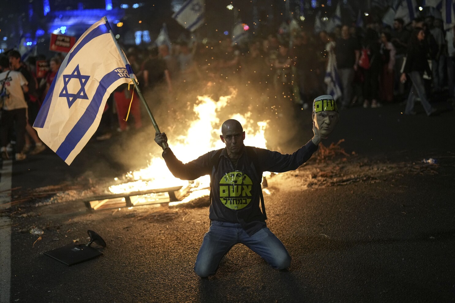 Antisemitic Violence Erupts in Amsterdam After Soccer Match, Israeli Fans Targeted