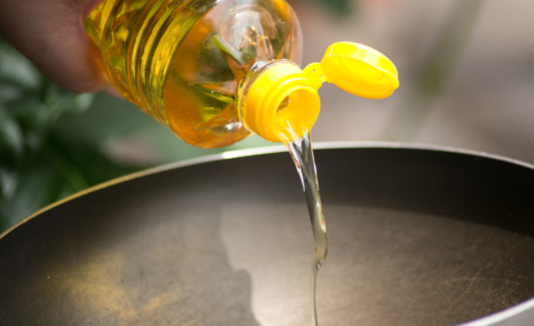 Study Links Common Cooking Oils to Rising Colon Cancer Rates in Young People, Experts Warn