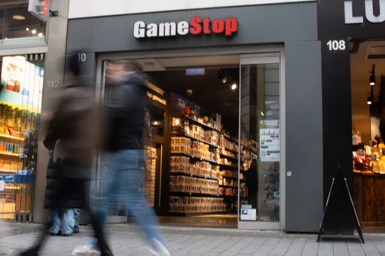 GameStop Shares Surge Following Roaring Kitty’s Cryptic Tweet