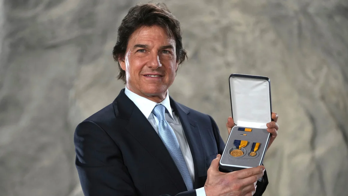 Tom Cruise Awarded Navy’s Highest Civilian Honor for Inspiring Generations of Service