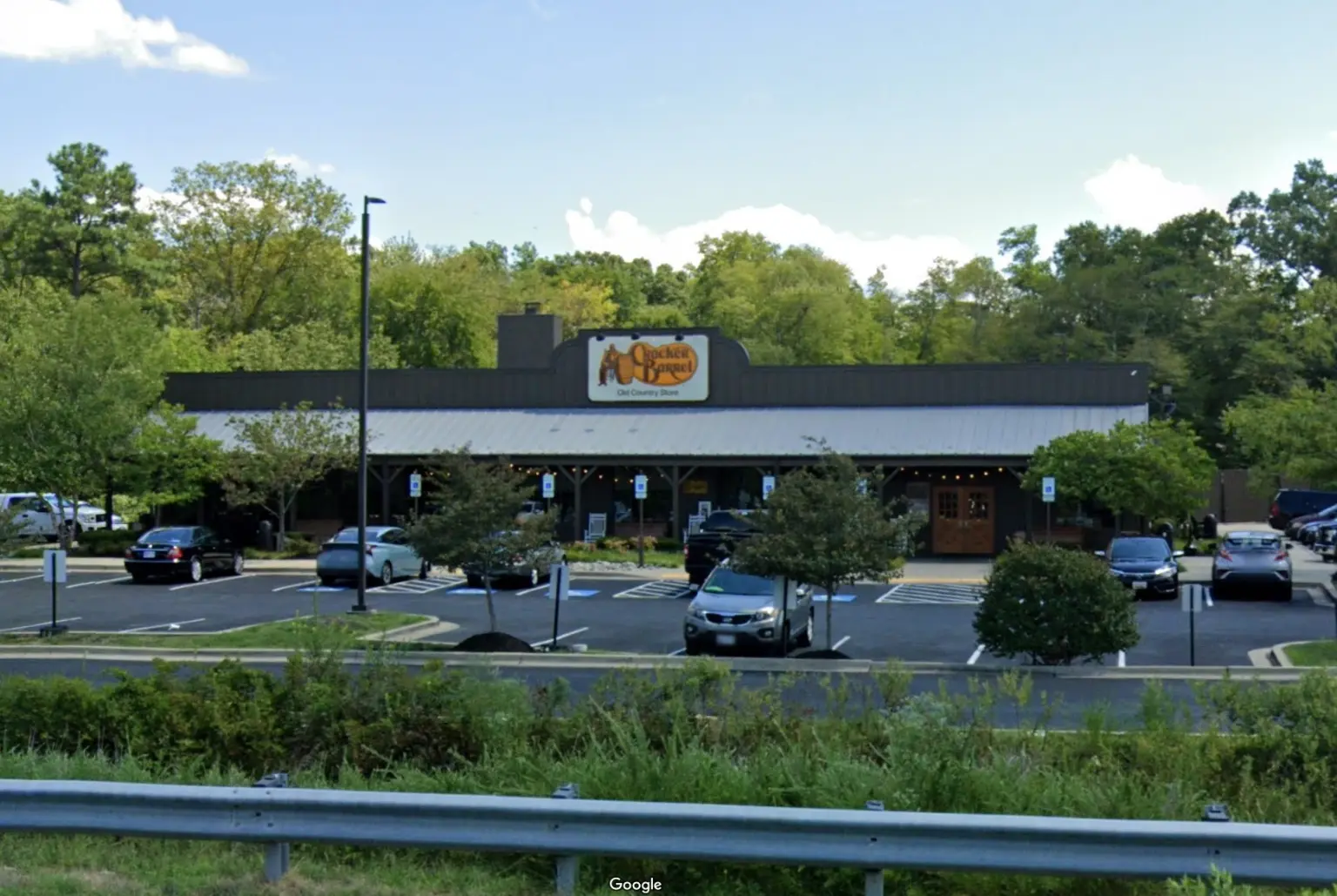 Cracker Barrel Faces Backlash After Refusing Service to Special-Needs Students on School Trip