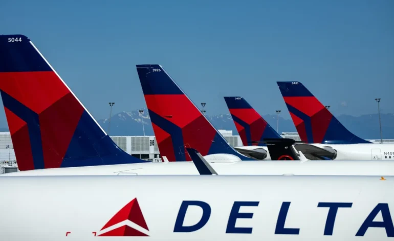 Stowaway Detained on Delta Flight at Seattle-Tacoma Airport on Christmas Eve