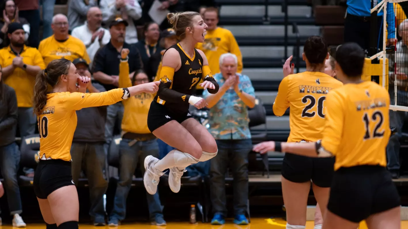 Wyoming Cowgirls to Face Arizona in NIVC Great 8 Showdown